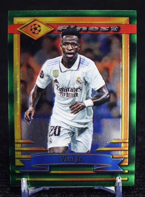 Yahoo Topps Finest Flashbacks Vinicius Junior