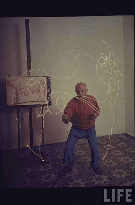 Amazing Color Photographs Of Picasso Painting In Light In 1949