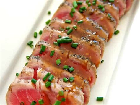 How To Make A Seared Ahi Tuna Appetizer In Under 5 Minutes