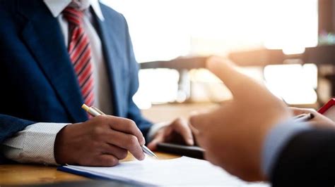 When To Hire A Lawyer For An Insurance Claim Forbes Advisor