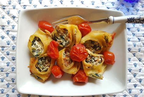 Baked Lumaconi Pasta Shells with Chicory and Porcini – The Pasta Project