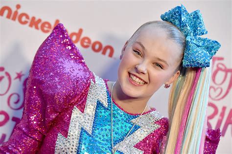 Jojo Siwa Lets Her Hair Down In Viral Tiktok Video