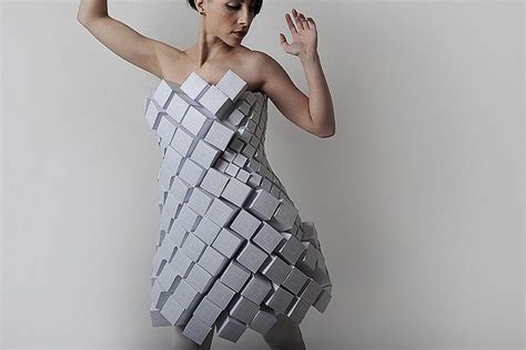 Fashion art Époustouflantes robes en papier Glose