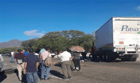 Bloquea la CNTE las carreteras Panamericana y Transístmica en la