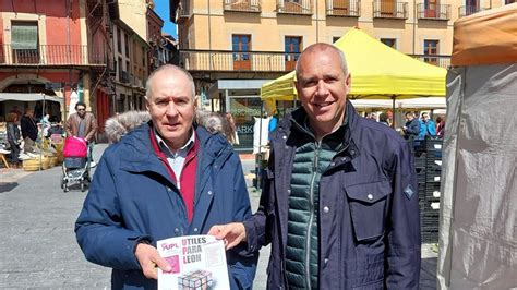 Upl Sale A La Calle Para Dar A Conocer Su Trabajo Desde La Oposici N