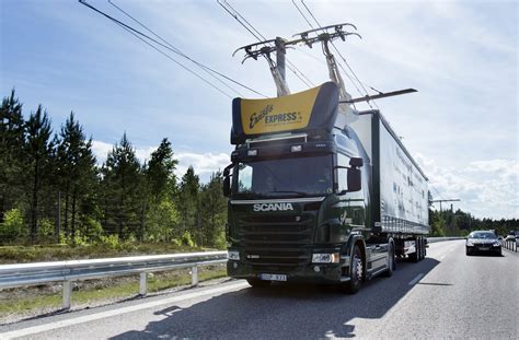 Trucks Can Now Drive On The Worlds First Electric Road