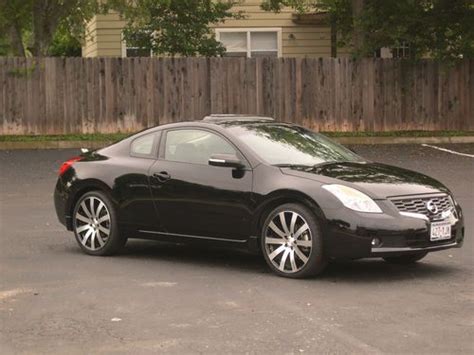 Sell used 2008 08 Black Nissan Altima SE Coupe 2-Door 3.5L in Houston ...