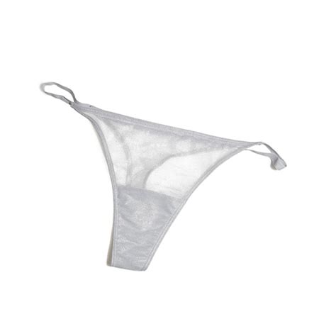 Estas são as peças de lingerie certas para usar no Dia dos Namorados VITORIA GOMES Trazendo