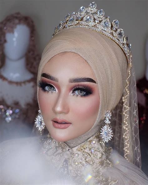 Makeup Wedding Hijab Designs