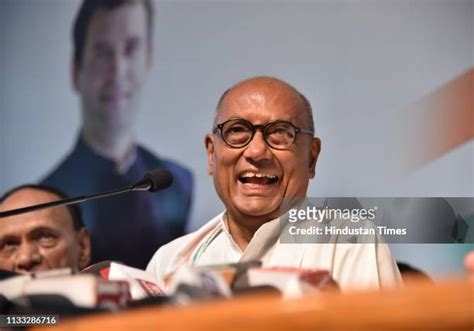 Press Conference Of Congress Leader Digvijaya Singh Photos And Premium