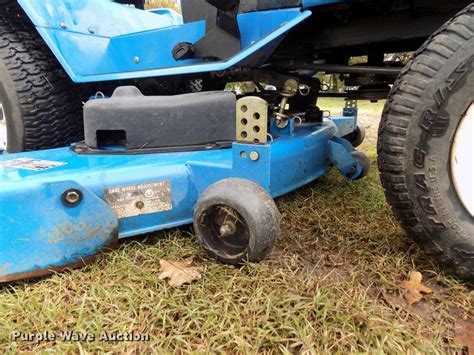 New Holland Ls45 Riding Lawn Mower In Choctaw Ok Item Fq9056 Sold Purple Wave