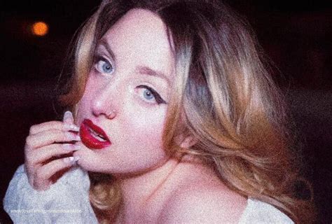 Therapy For Ass Sniffers Mommy Lace Official Profile Loyalfans