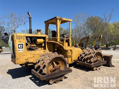 1975 Cat 815 Soil Compactor In Hebron Kentucky United States