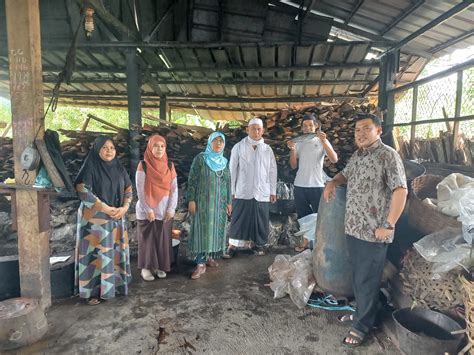 Dinas Perikanan Sukabumi Bina Mutu Pengolahan Ikan Pindang Di Mekarsari