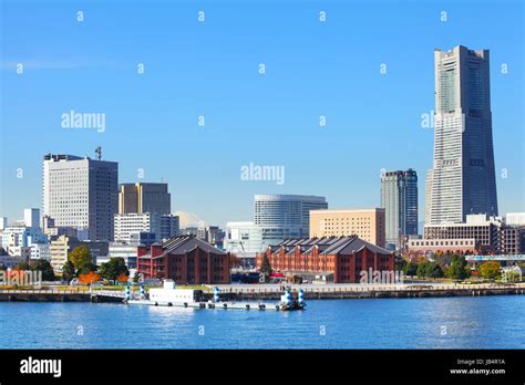 Yokohama landmarks hi-res stock photography and images - Alamy