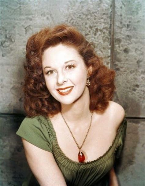 48 Glamorous Color Photos Of Susan Hayward In The 1940s And 1950s