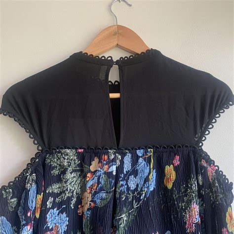 Foxiedox Drop Floral Cold Shoulder Short Dress Depop