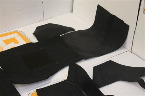 Rhd R Tdi Td Front Black Carpet Mat Set Fits Land Rover Defender