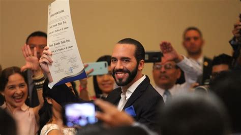 Bukele Recibe La Credencial Como Presidente Electo De El Salvador