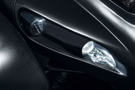 Donkervoort D GTO Bare Naked Carbon Edition