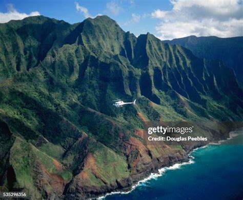 Nā Pali Coast State Park Photos And Premium High Res Pictures Getty