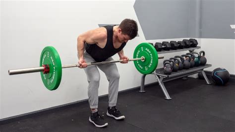 How to Do the Reverse-Grip Bent-Over Row for Bigger Lats and Beefier ...