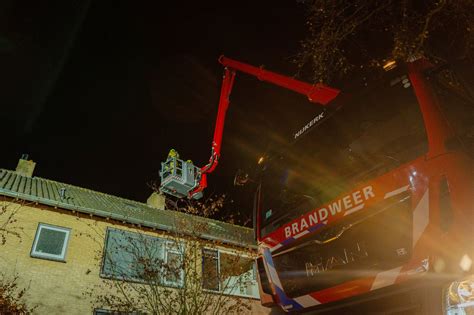 Brandweer Blust Kleine Brand In Schoorsteen Van Woning In Putten