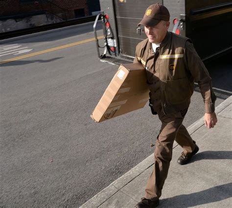 A day in the life of a UPS delivery driver during busiest time of year | News | heraldcourier.com