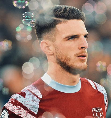 Declan Rice Spotted As Arsenal Presenter ‘confirms £105m Transfer