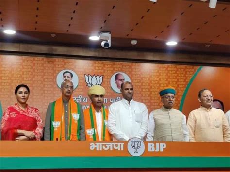 Maharana Pratap S Descendant Son Of Karni Sena Founder Join BJP