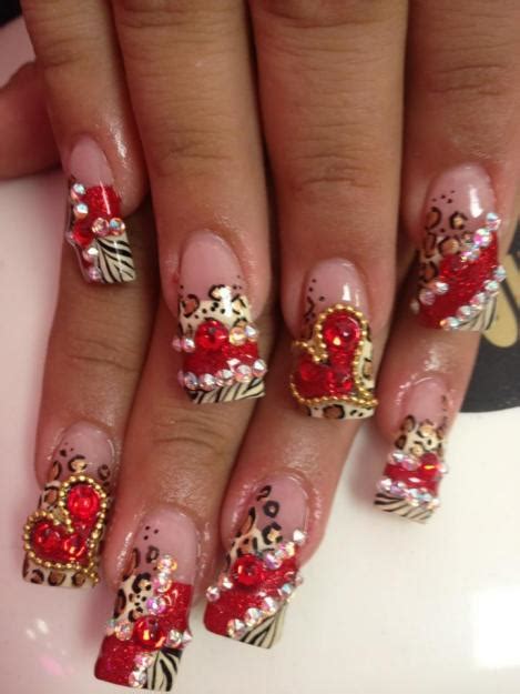 👍4 Razones Porque Las Uñas Postizas Decoradas Simbolizan Belleza | Megachicas