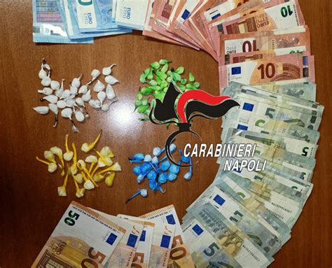 Brusciano Carabinieri Arrestano Pusher Nella Napoli Village