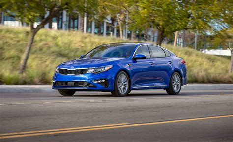 Kia Optima Reviews Kia Optima Price Photos And Specs Car And