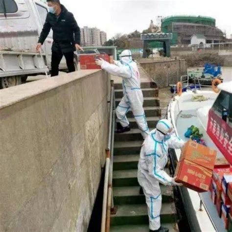 100余名船员因疫情滞留海上 舟山海事及时救助 嵊泗县 物资 采购