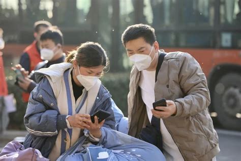 10万用人缺口背后：郑州富士康的两难考验