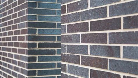 Remove Old Mortar From Bricks Chicago Tuckpointing Brick Repointing