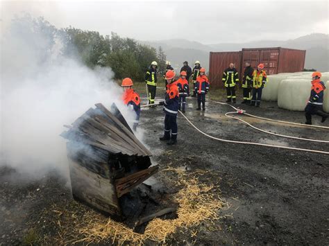 Freiwillige Feuerwehr Der Stadt Meschede H Bung