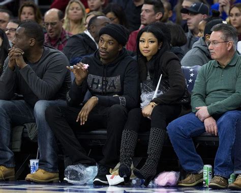 Its Over Nicki Minaj Confirms Split From Meek Mill