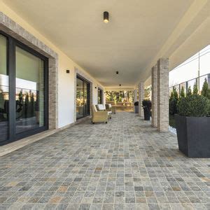 Outdoor Tile Multicolor Arco Ceramica Rondine Poolside Garden