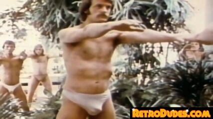 Classic Gay Meeting With Attractive Guys Brimming With Energy