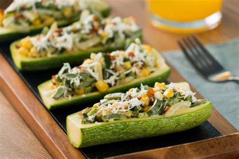 Calabacitas Rellenas De Rajas Poblanas