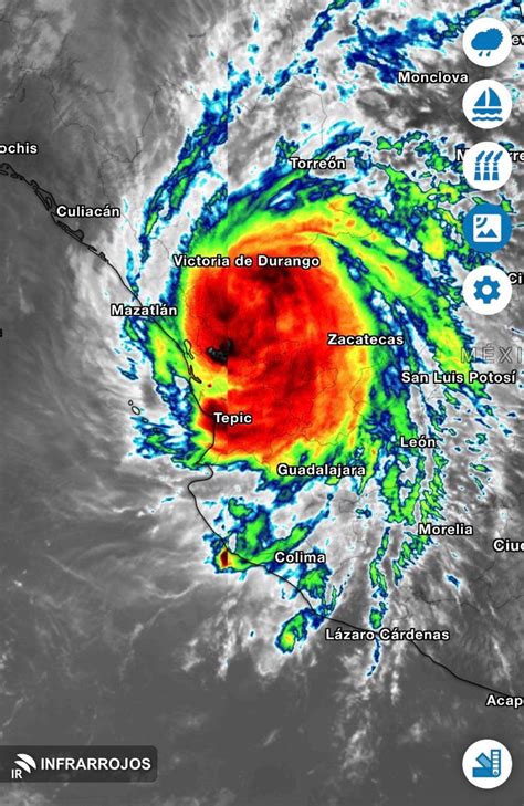 Meteored Mx On Twitter El Huracan Roslyn Toca Tierra En Nayarit Y