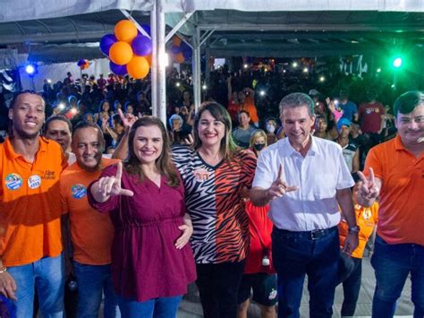 Mar Lia Arraes E Andr De Paula Participam De Evento Em Bras Lia