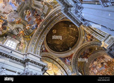 Rome Italie Int Rieur De L Glise Saint Ignace De Loyola Au Campus