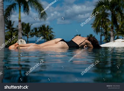 Sexy Woman Bikini On Tanned Slim Stock Photo 1986238340 Shutterstock