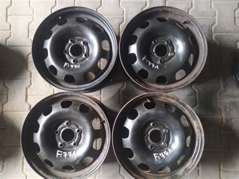 FELGI STALOWE 6 5X16 5X114 3 ET50 DACIA DUSTER RENAULT 403003735R Za