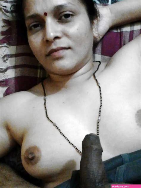 Desi Girl Nude Mms Sex Leaks