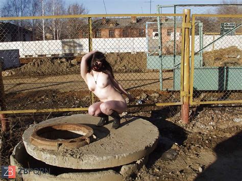 Public Bareness ZB Porn