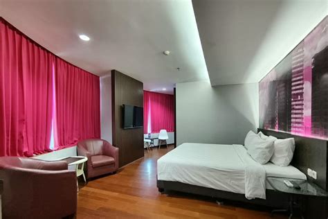 Hut 730 Surabaya Favehotel Mex Tunjungan Hadirkan Promo Kamar Antara