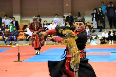 포토 제17회 전국청소년무예왕선발대회 전통무예시범 무예신문 대한민국 대표 무예체육뉴스